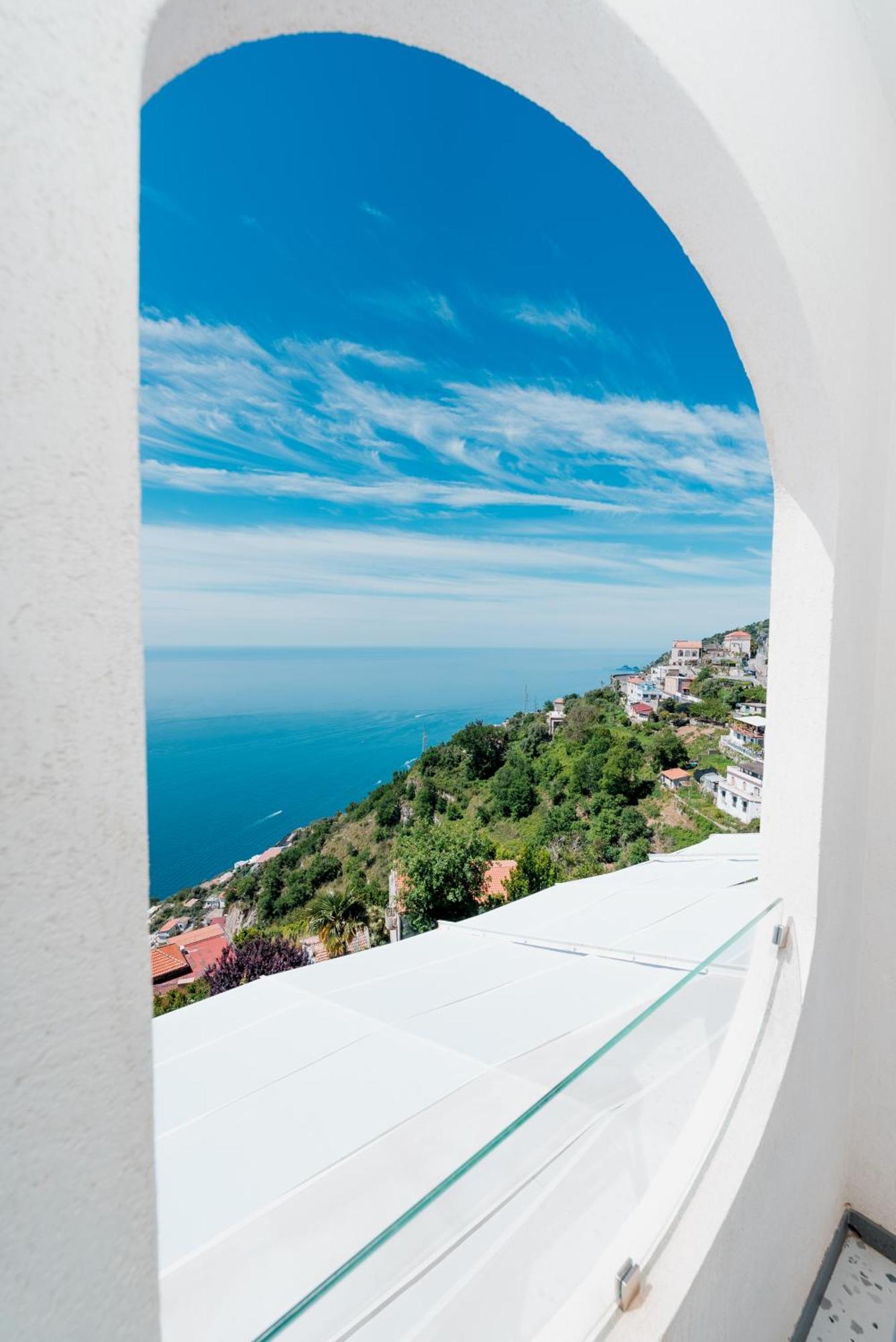 Albergo Dipinto BaccoФуроре Экстерьер фото